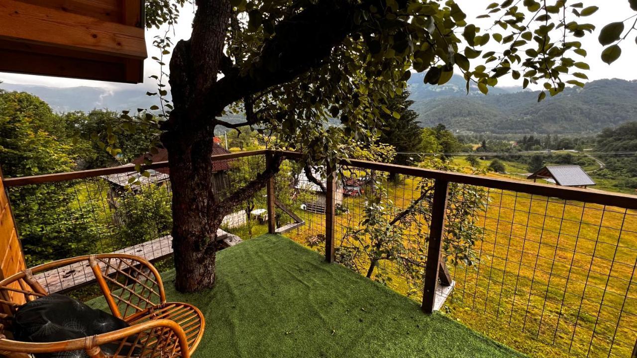 Tree House - Tara Place 莫伊科瓦茨 外观 照片